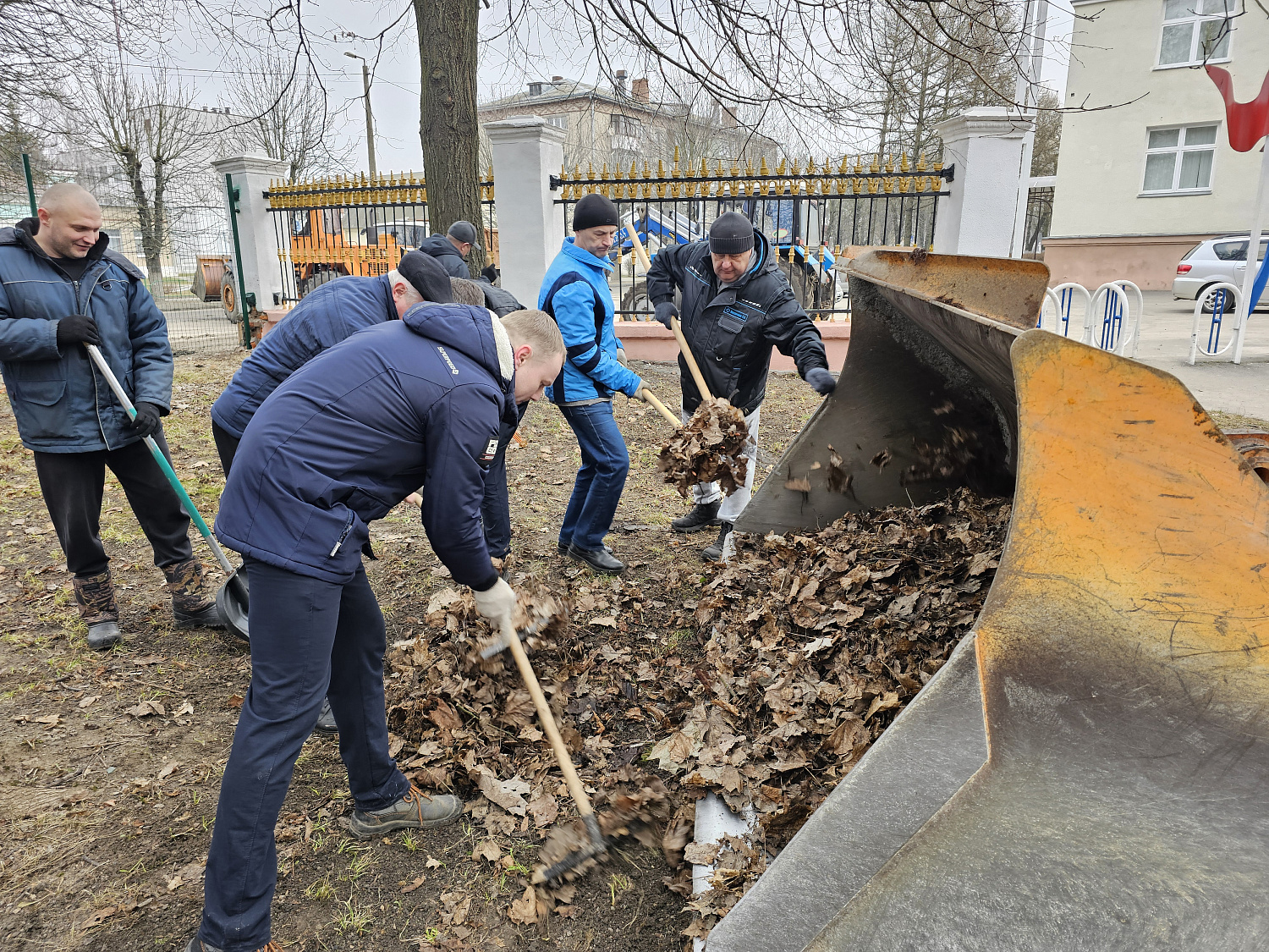 СУББОТНИК - ОБЪЕДИНЯЕТ